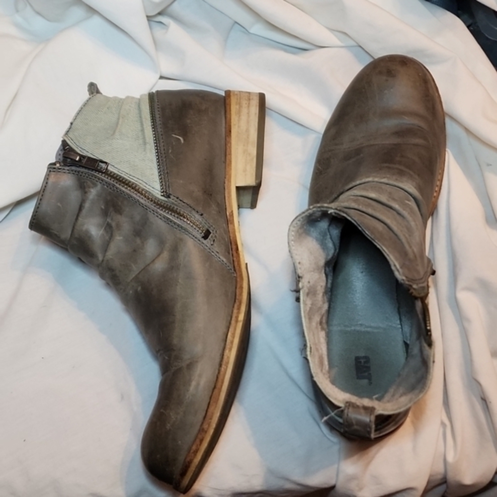 CAT Mixed Media Moto Ankle Boots Distressed Faux Leather Canvas Block Heel 8 - Picture 11 of 15
